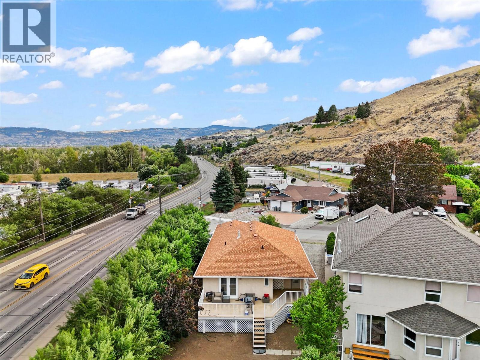 Photo 17 of 2401 Parkview Drive, Kamloops BC