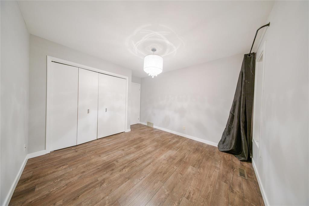 Photo 17 of 87 Kildonan Meadow Drive, Winnipeg MB