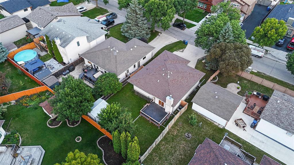 Photo 35 of 87 Kildonan Meadow Drive, Winnipeg MB