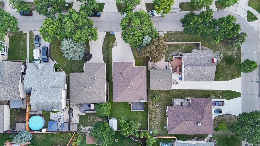 Photo 38 of 87 Kildonan Meadow Drive, Winnipeg MB
