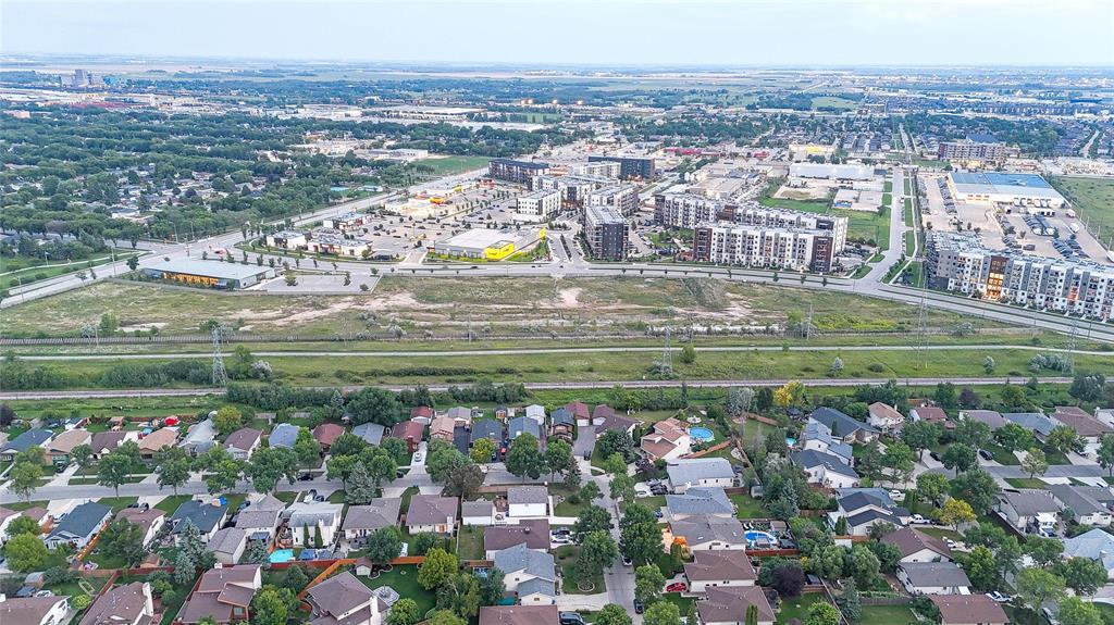 Photo 39 of 87 Kildonan Meadow Drive, Winnipeg MB