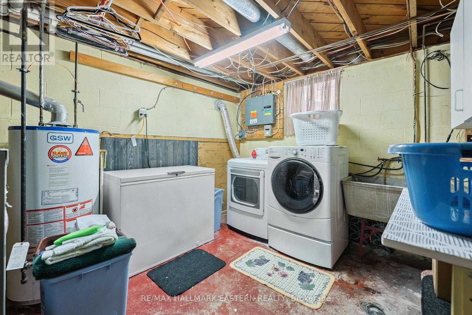 Photo 21 of 604 Garside Drive, Peterborough East ON