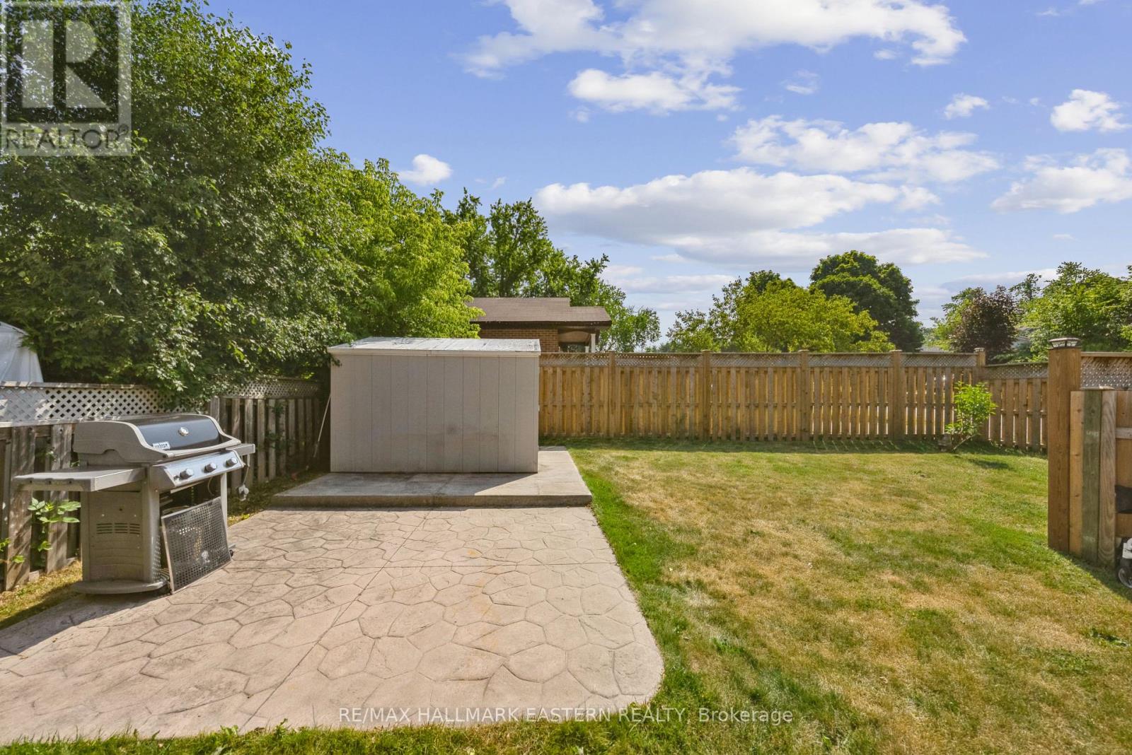 Photo 22 of 604 Garside Drive, Peterborough East ON