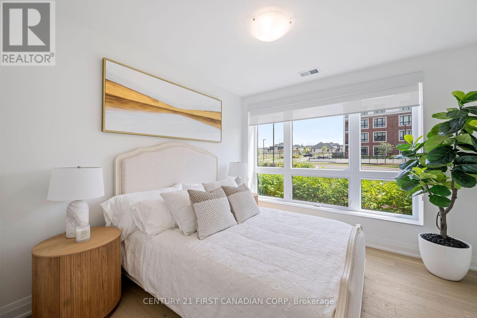 Photo 15 of 102 1975 Fountain Grass Drive, London South ON