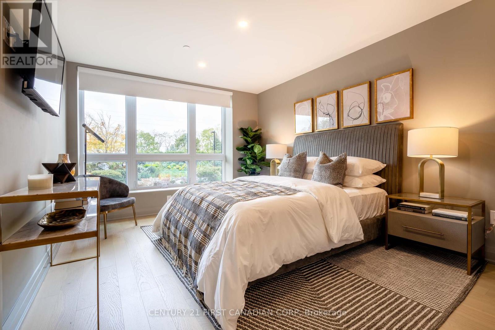 Photo 24 of 102 1975 Fountain Grass Drive, London South ON
