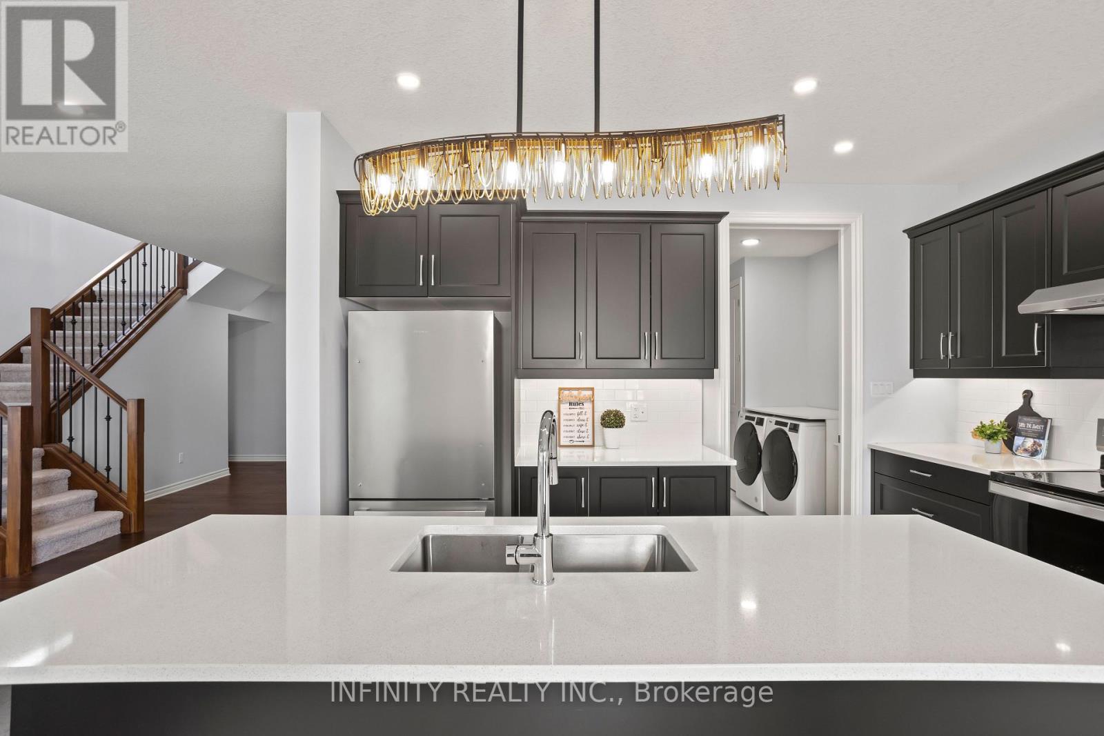 Photo 13 of 25 Welch Court, St Thomas ON