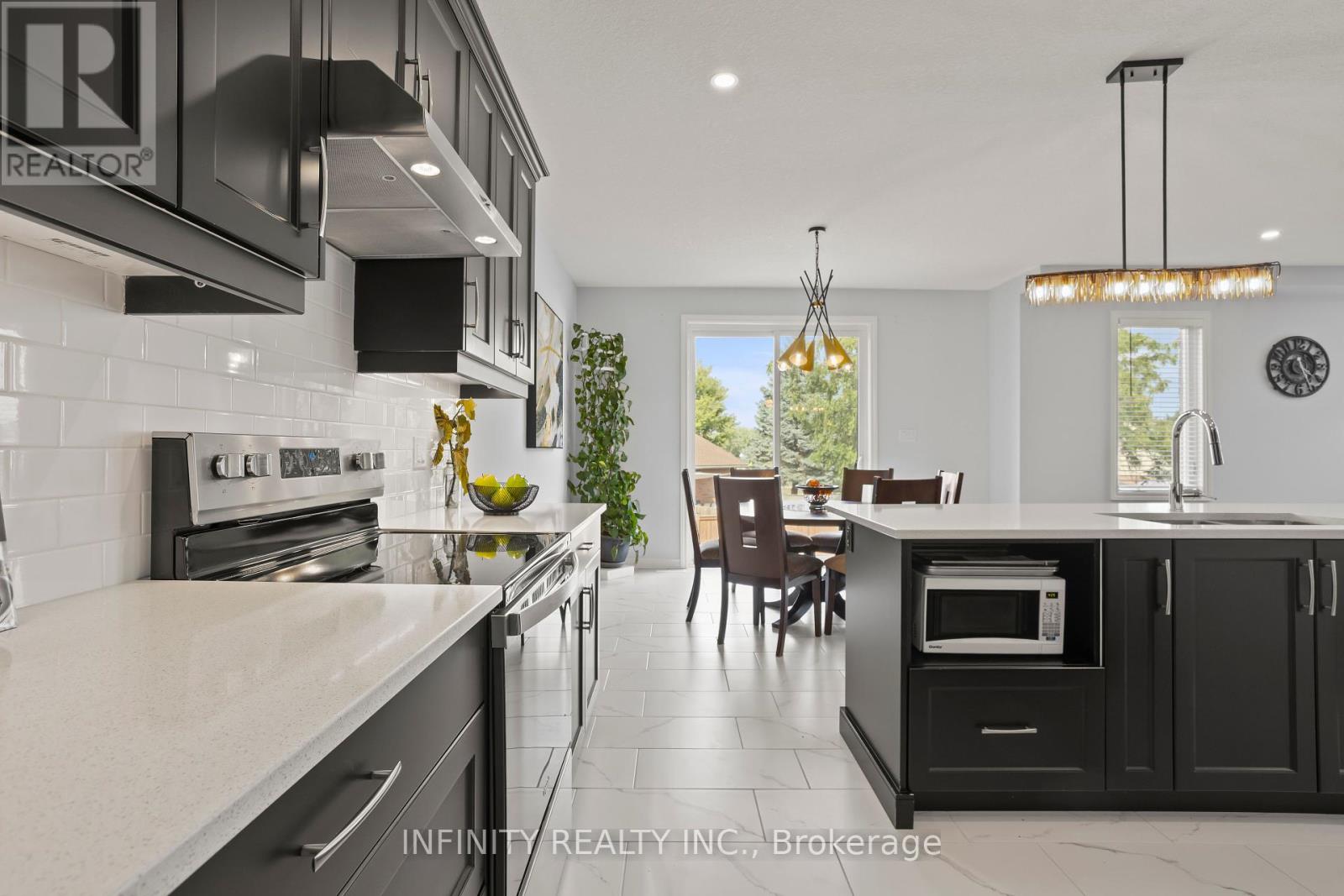 Photo 16 of 25 Welch Court, St Thomas ON