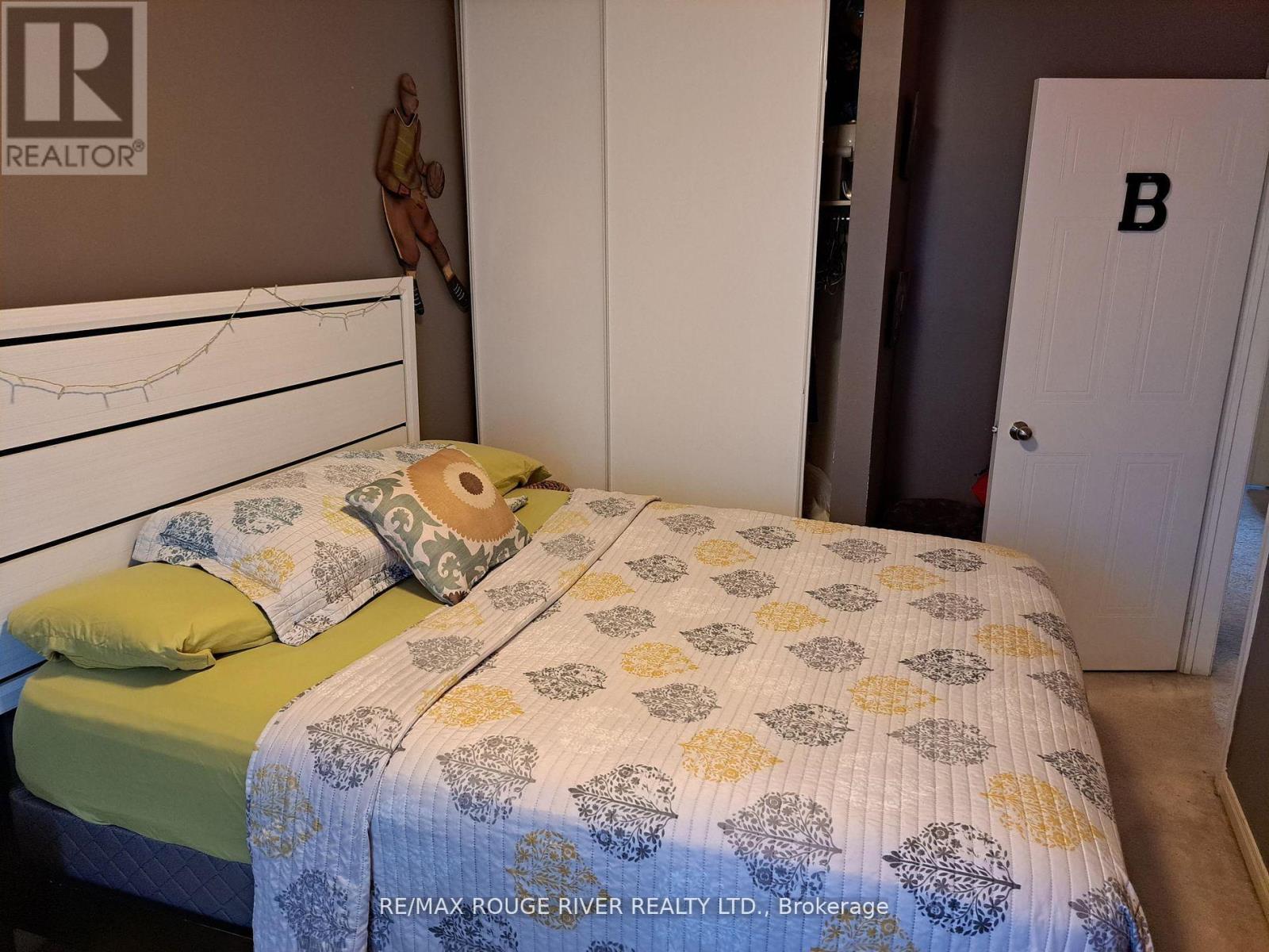 Photo 10 of 40 1850 Kingston Road, Pickering ON