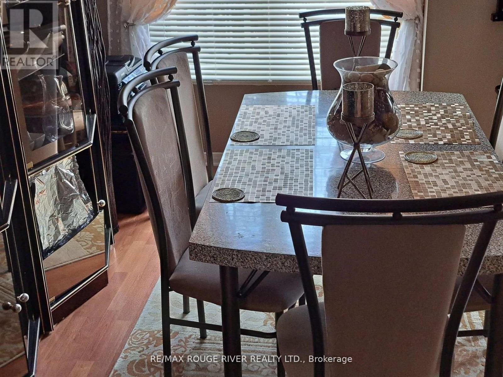 Photo 8 of 40 1850 Kingston Road, Pickering ON