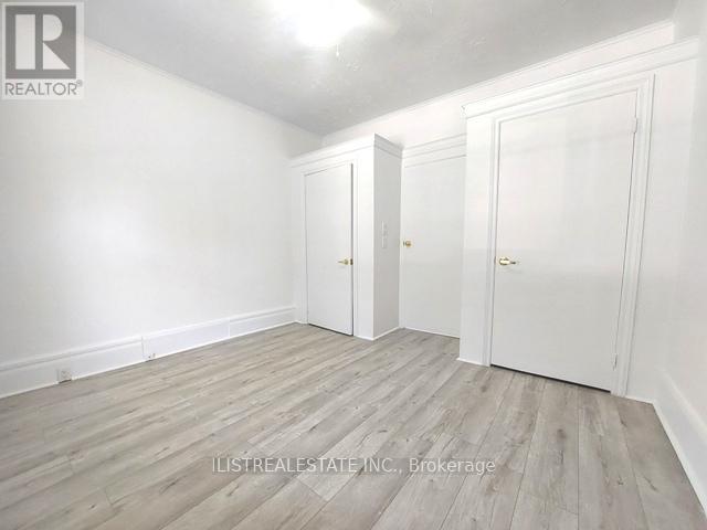 Photo 4 of Main Fl 2143 Gerrard Street E, Toronto ON