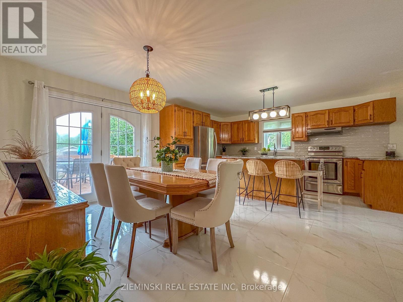 Photo 15 of 641 Majestic Street, Iroquois Falls ON