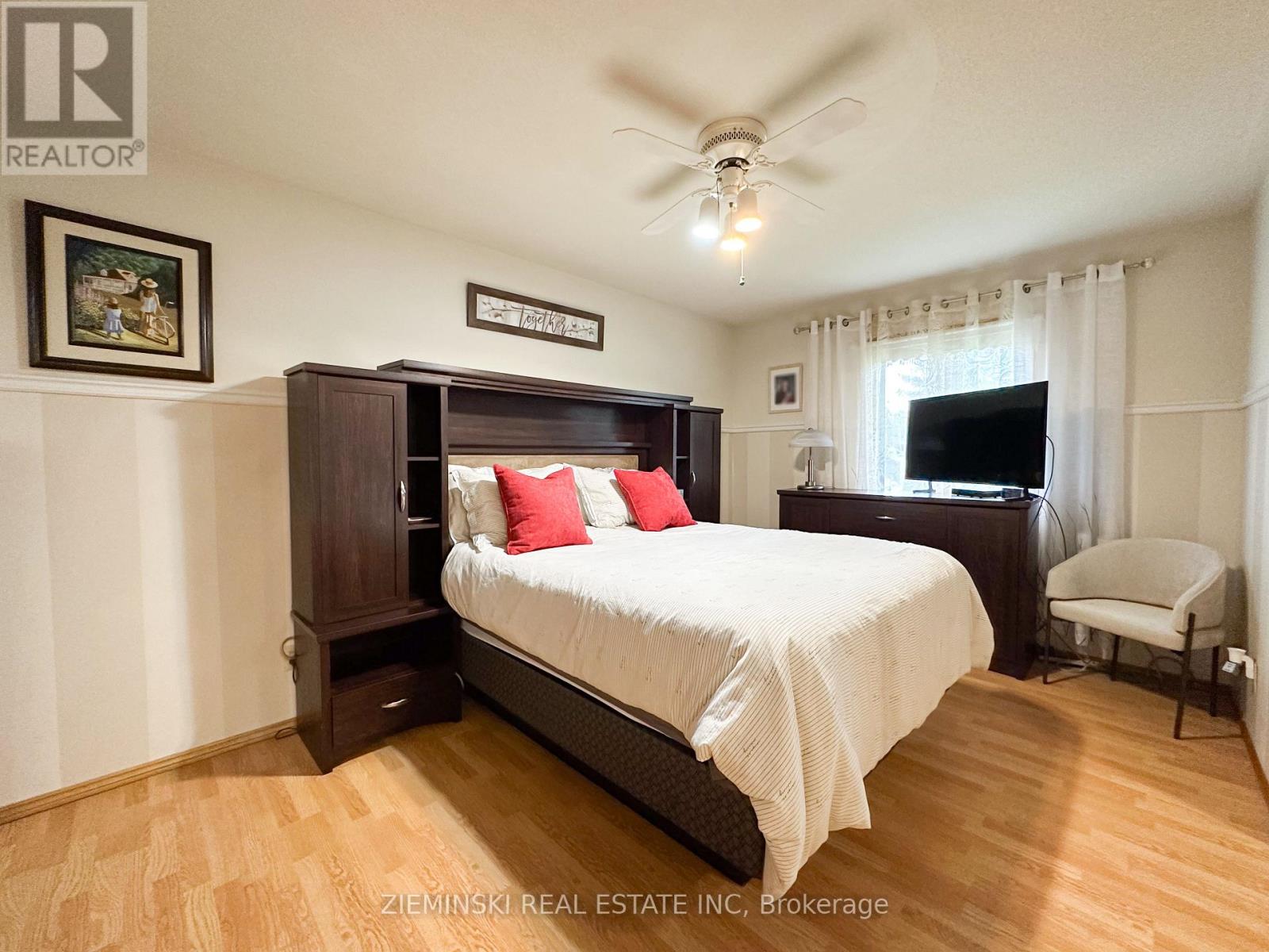 Photo 47 of 641 Majestic Street, Iroquois Falls ON