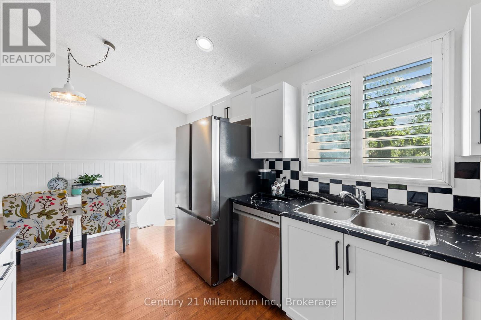 Photo 38 of 23 Bush Street, Collingwood ON