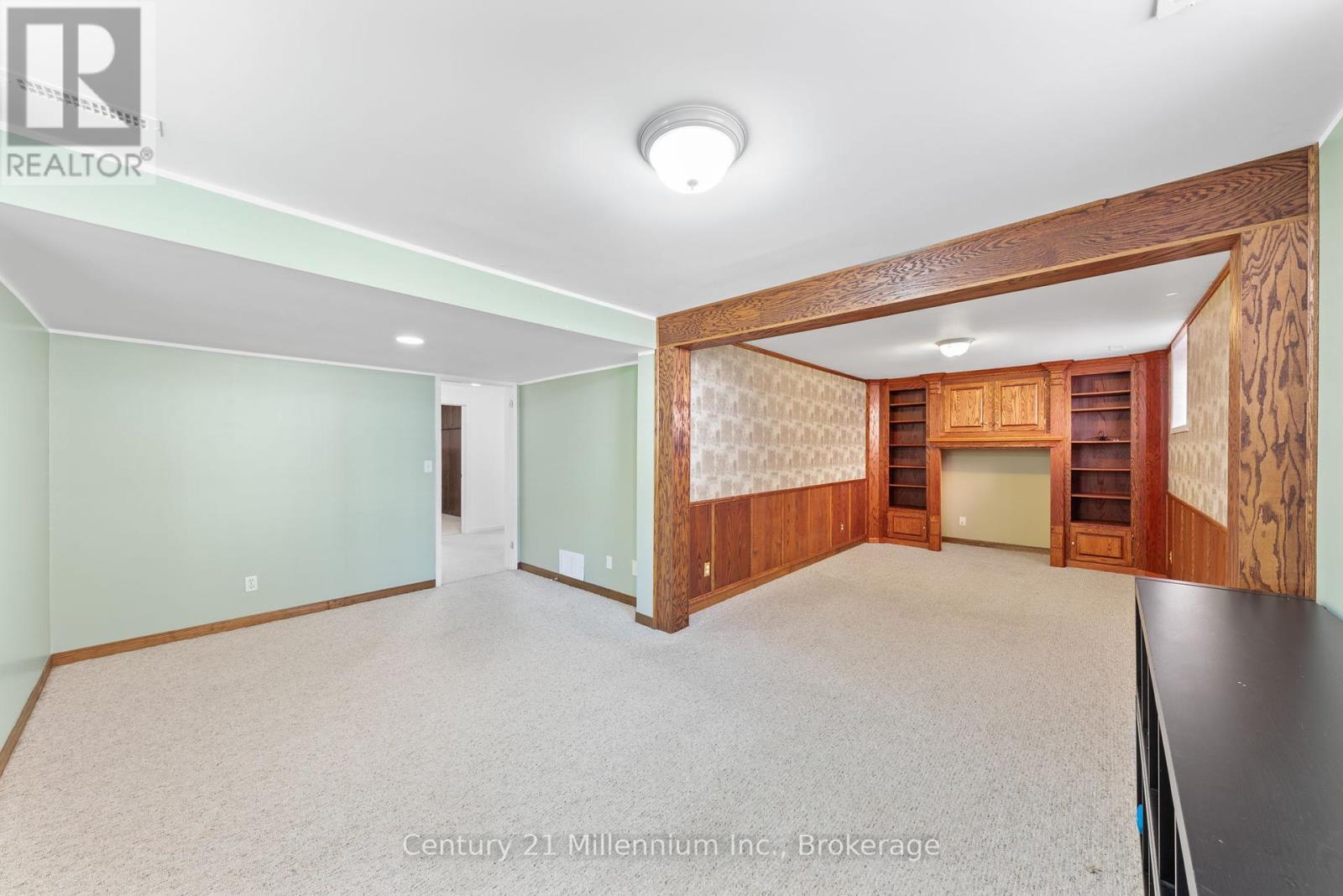 Photo 12 of 23 Bush Street, Collingwood ON