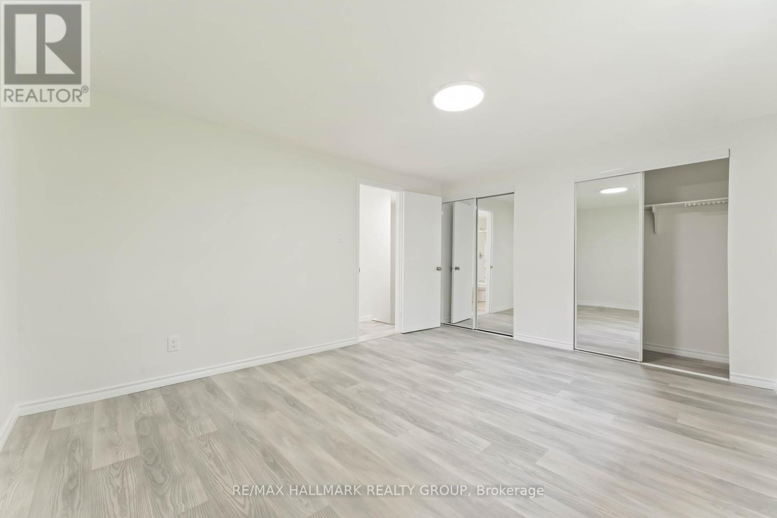 Photo 14 of 317 1441 Palmerston Drive, Ottawa ON