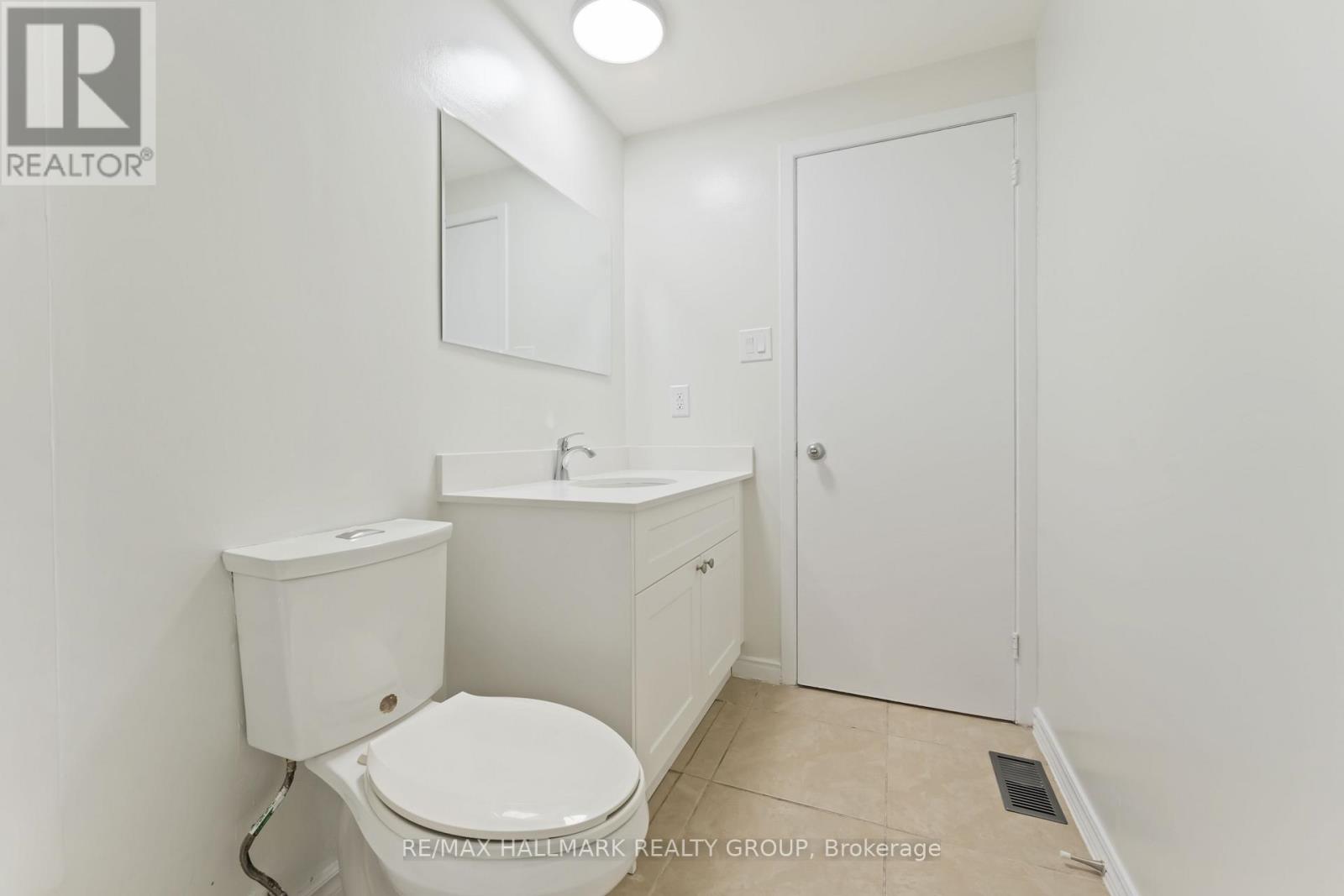 Photo 21 of 317 1441 Palmerston Drive, Ottawa ON