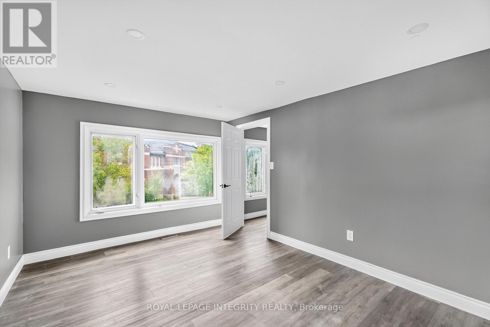 Photo 25 of 2 125 Preston Street, Ottawa ON