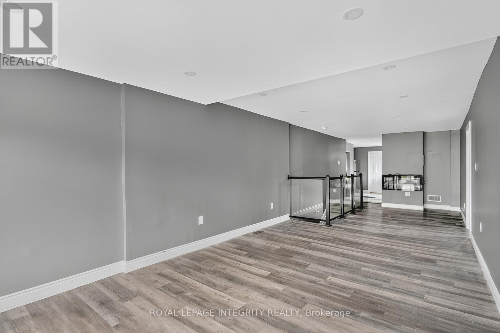 Photo 13 of 2 125 Preston Street, Ottawa ON