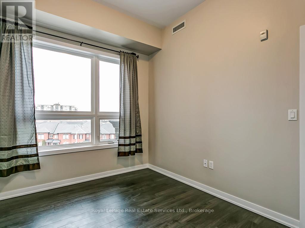 Photo 14 of 405 5010 Corporate Drive, Burlington ON