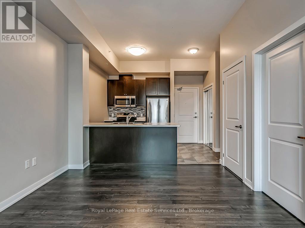 Photo 19 of 405 5010 Corporate Drive, Burlington ON