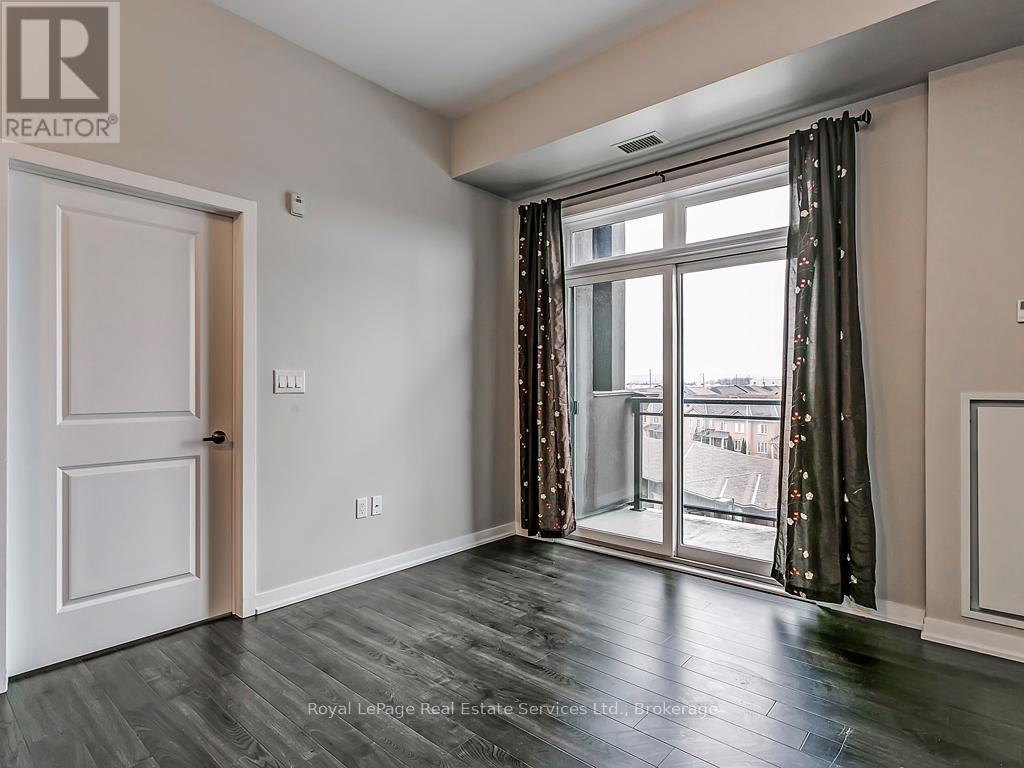 Photo 13 of 405 5010 Corporate Drive, Burlington ON