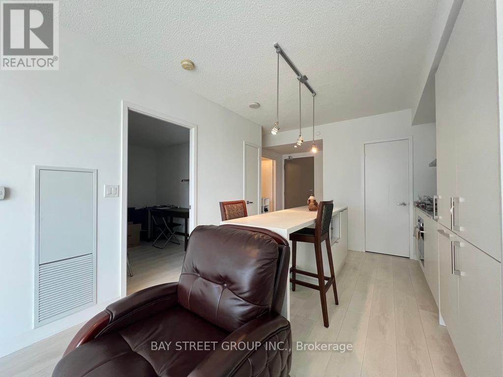 Photo 15 of 3109 100 Harbour Street, Toronto ON