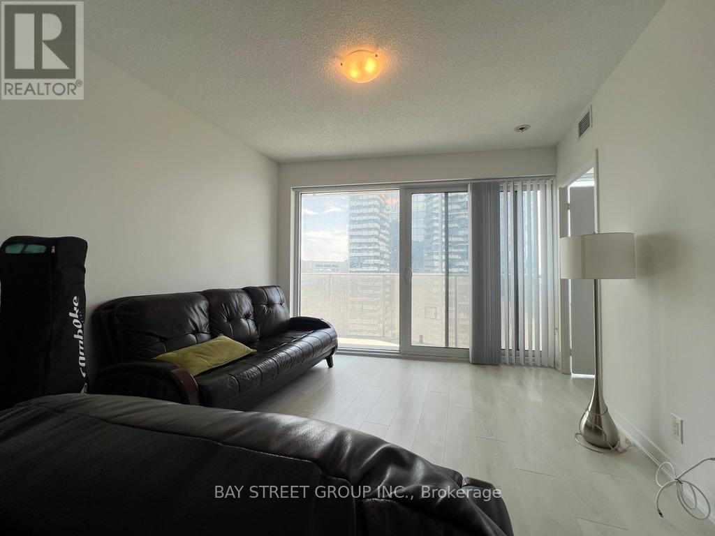 Photo 18 of 3109 100 Harbour Street, Toronto ON