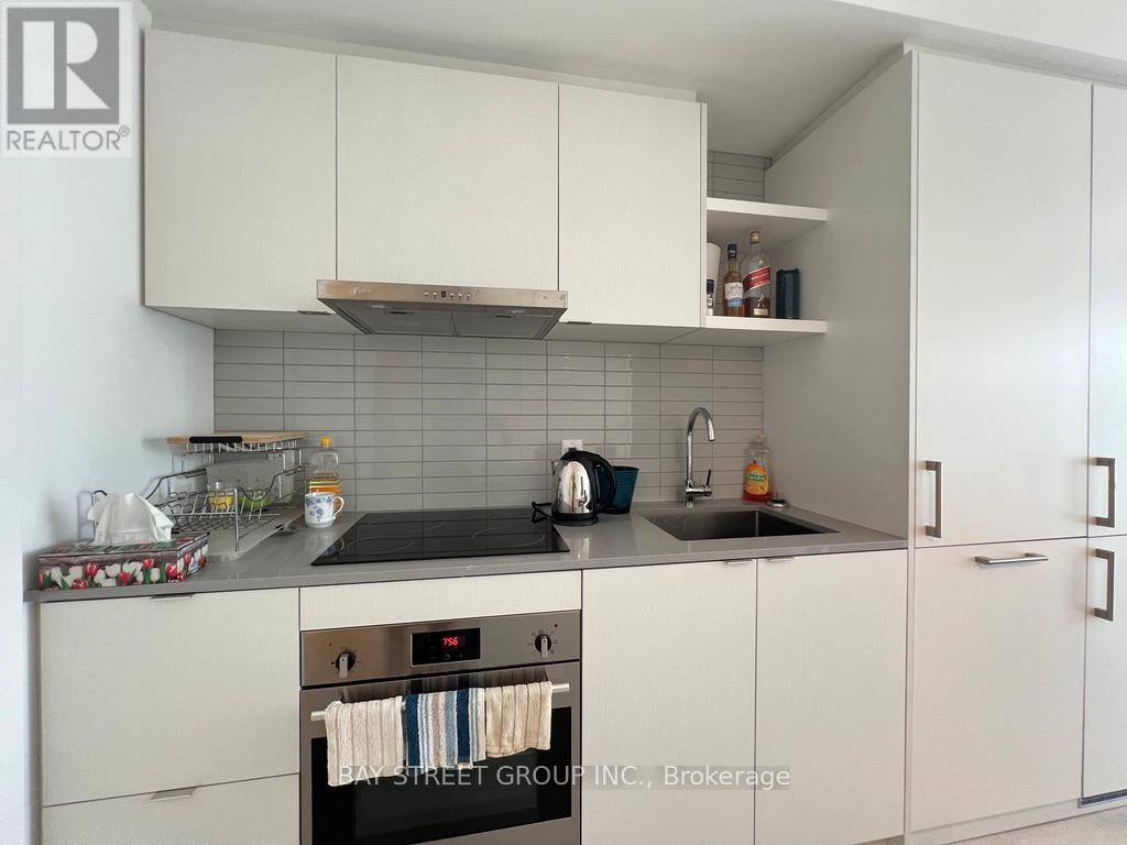 Photo 5 of 3109 100 Harbour Street, Toronto ON