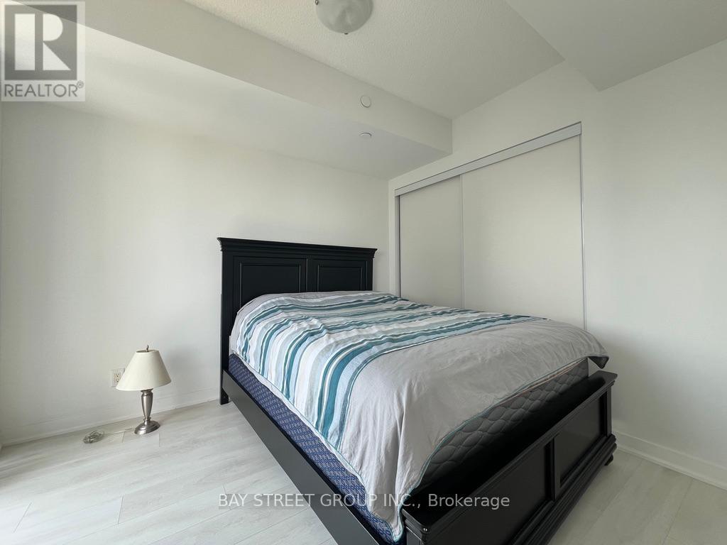 Photo 8 of 3109 100 Harbour Street, Toronto ON
