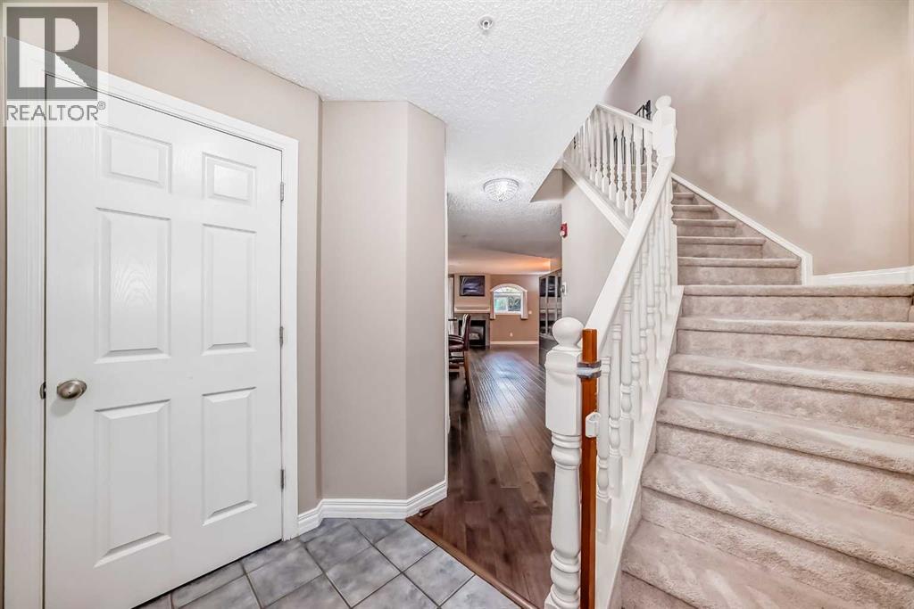 Single Family House Multi-level for Sale in    Avenue SW Beltline Calgary 