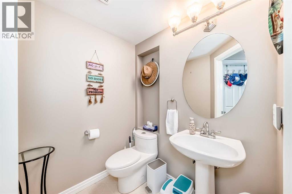 Single Family House Multi-level for Sale in    Avenue SW Beltline Calgary 