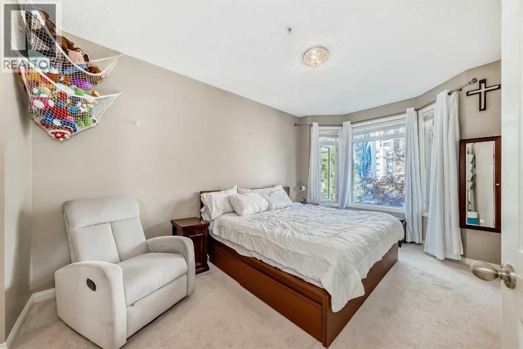 Single Family House Multi-level for Sale in    Avenue SW Beltline Calgary 