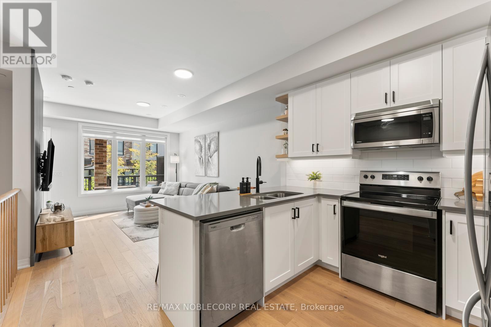 Photo 24 of 5 40 Baynes Way, Bradford West Gwillimbury ON