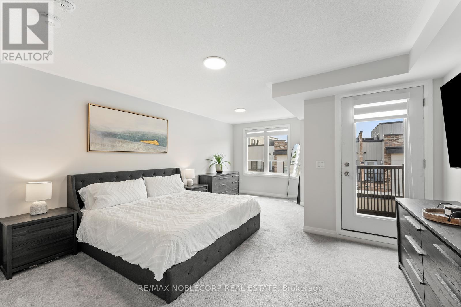Photo 10 of 5 40 Baynes Way, Bradford West Gwillimbury ON