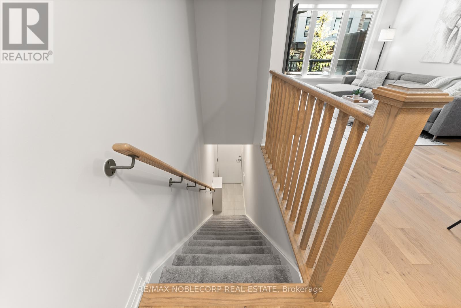 Photo 9 of 5 40 Baynes Way, Bradford West Gwillimbury ON