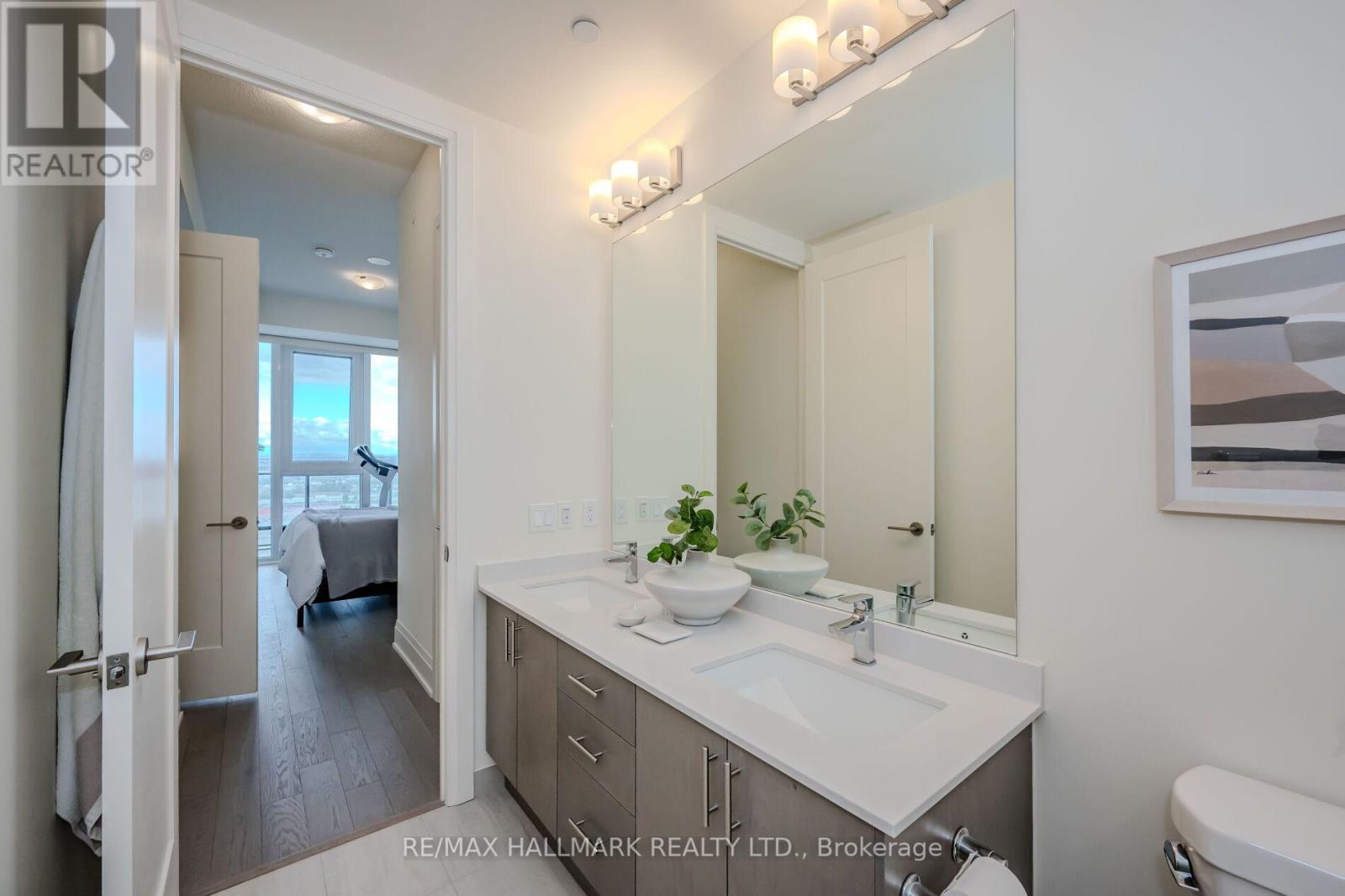 Photo 31 of Ph 114 9000 Jane Street, Vaughan ON
