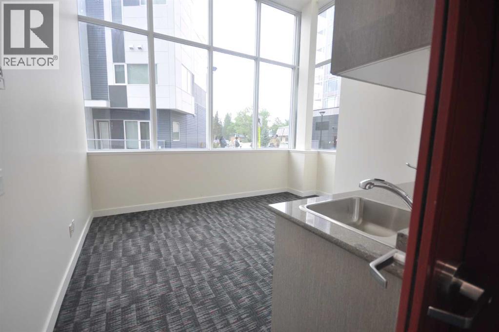 Single Family House for Sale in   Brentwood Common NW Brentwood Calgary 