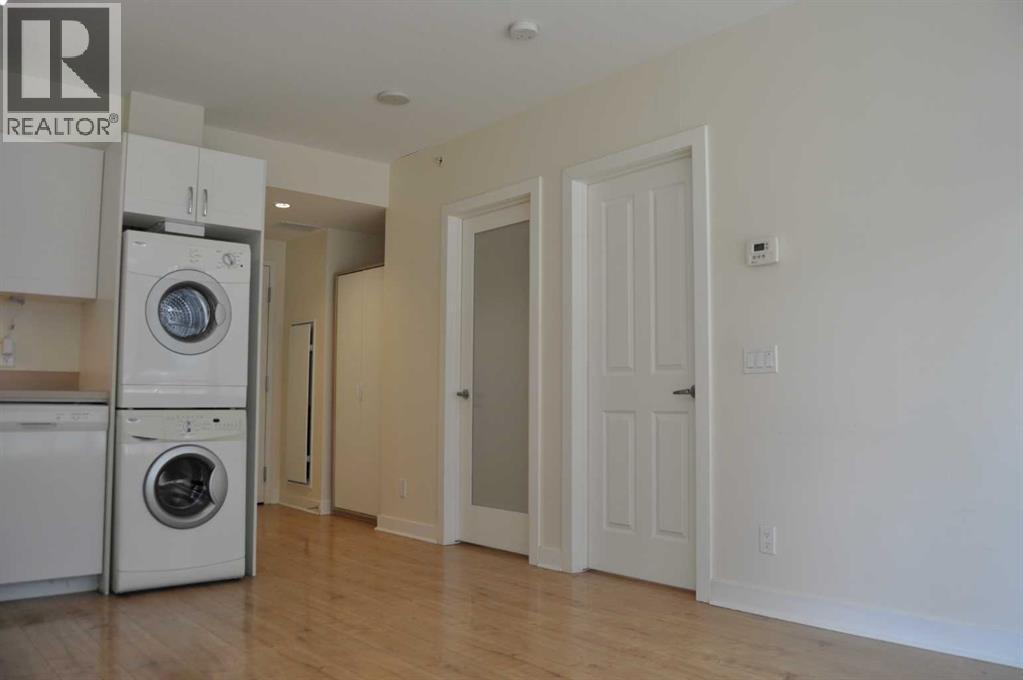 Single Family House for Sale in   Brentwood Common NW Brentwood Calgary 