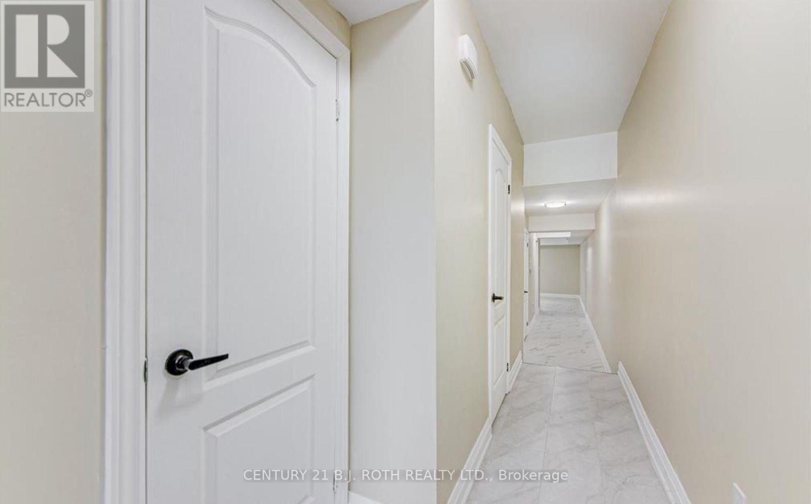 Photo 14 of 1 98 Peel Street, Barrie ON