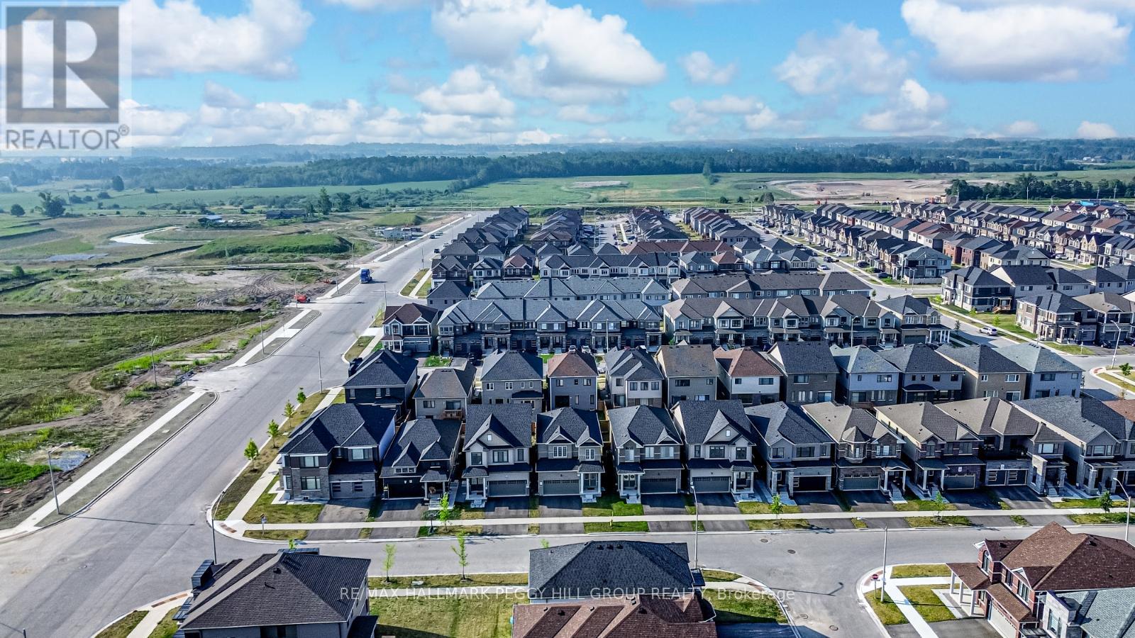 Photo 7 of 152 Nottingham Road, Barrie ON