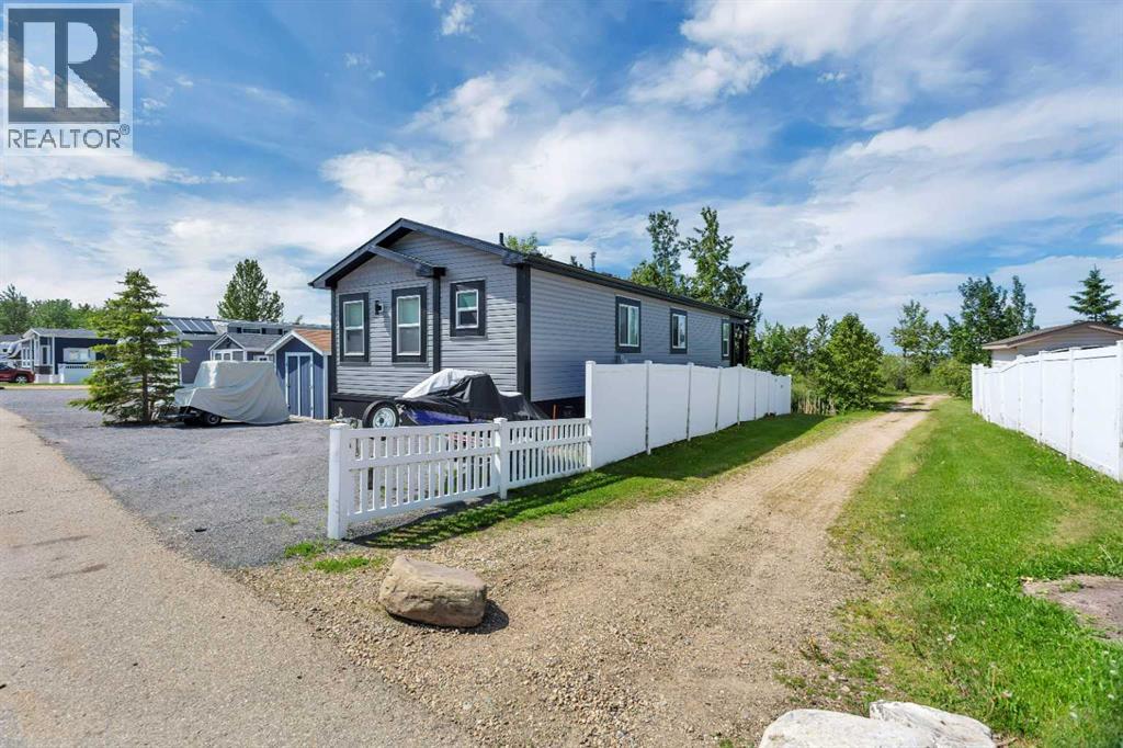 Photo 5 of 19 41310 Range Road 282, Rural Lacombe County AB