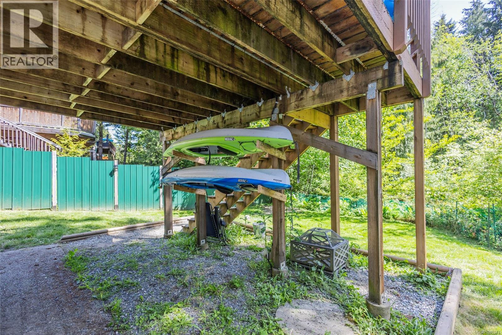Photo 19 of 2336 Ravenhill Rd, Shawnigan Lake BC