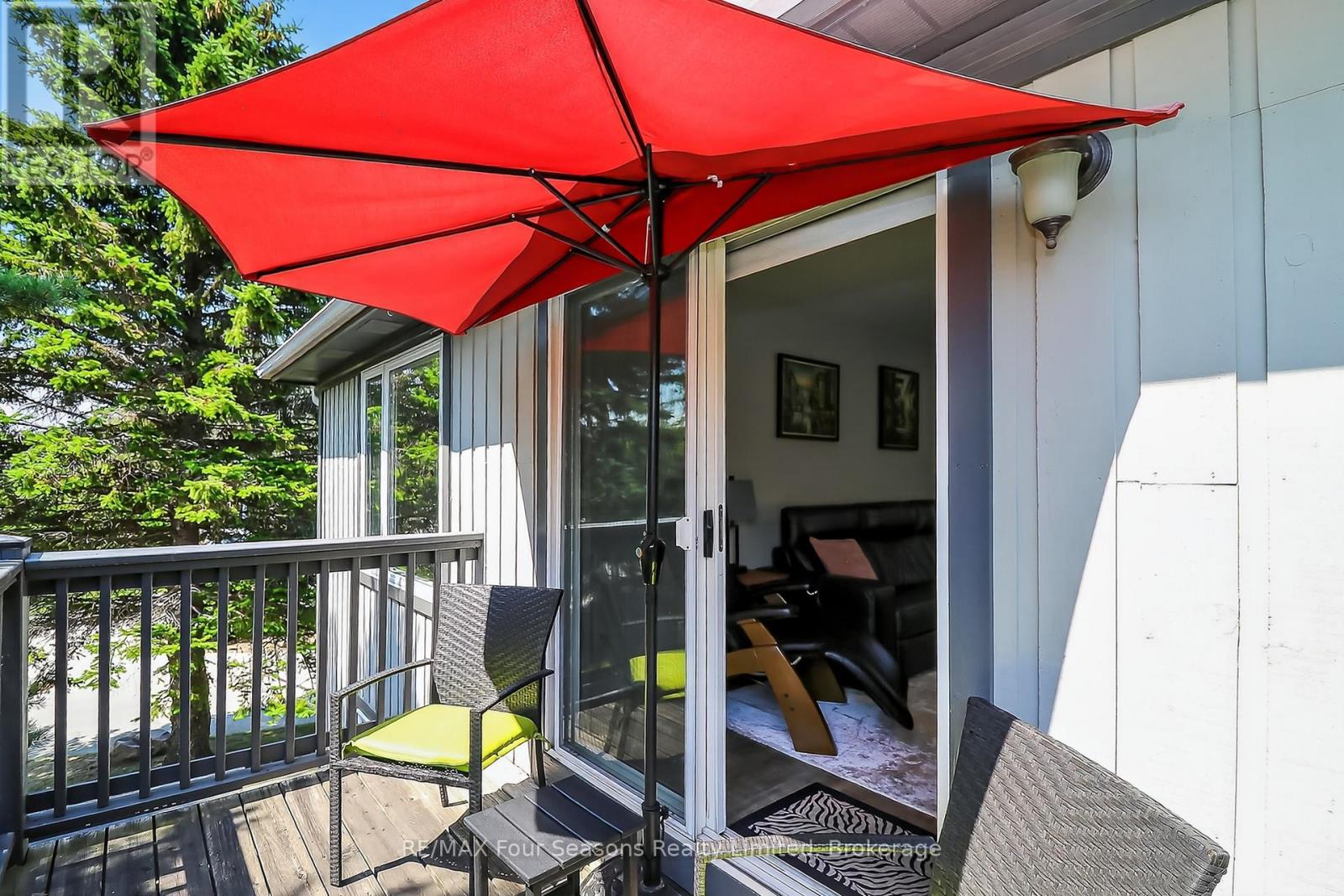 Photo 6 of 312 312 Mariners Way, Collingwood ON