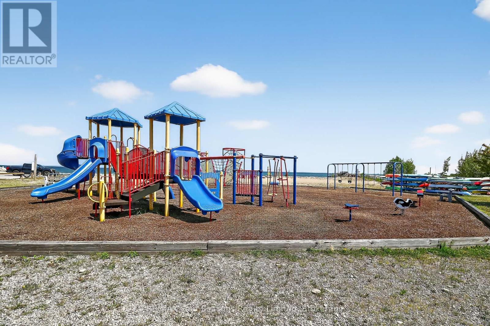 Photo 41 of 312 312 Mariners Way, Collingwood ON