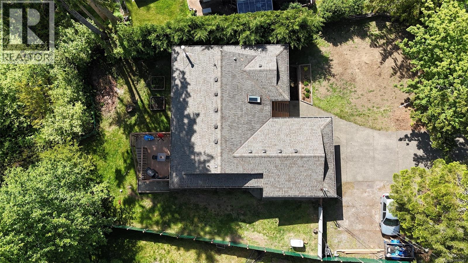 Photo 2 of 2336 Ravenhill Rd, Shawnigan Lake BC