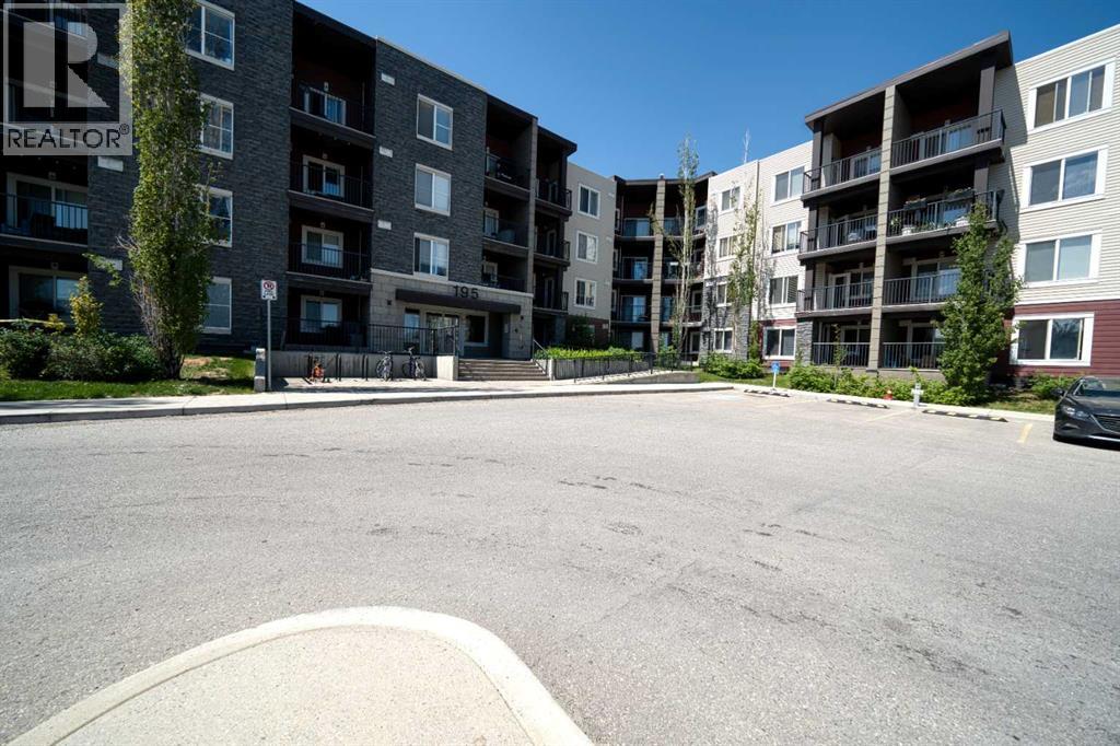 Single Family House for Sale in   Kincora Glen Road NW Kincora Calgary 