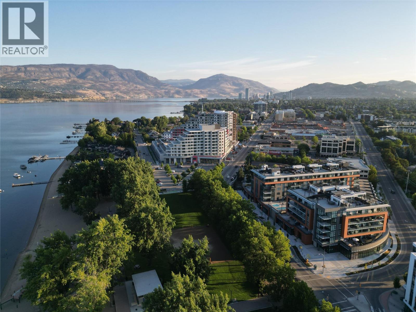  3413 Lakeshore Road, Kelowna