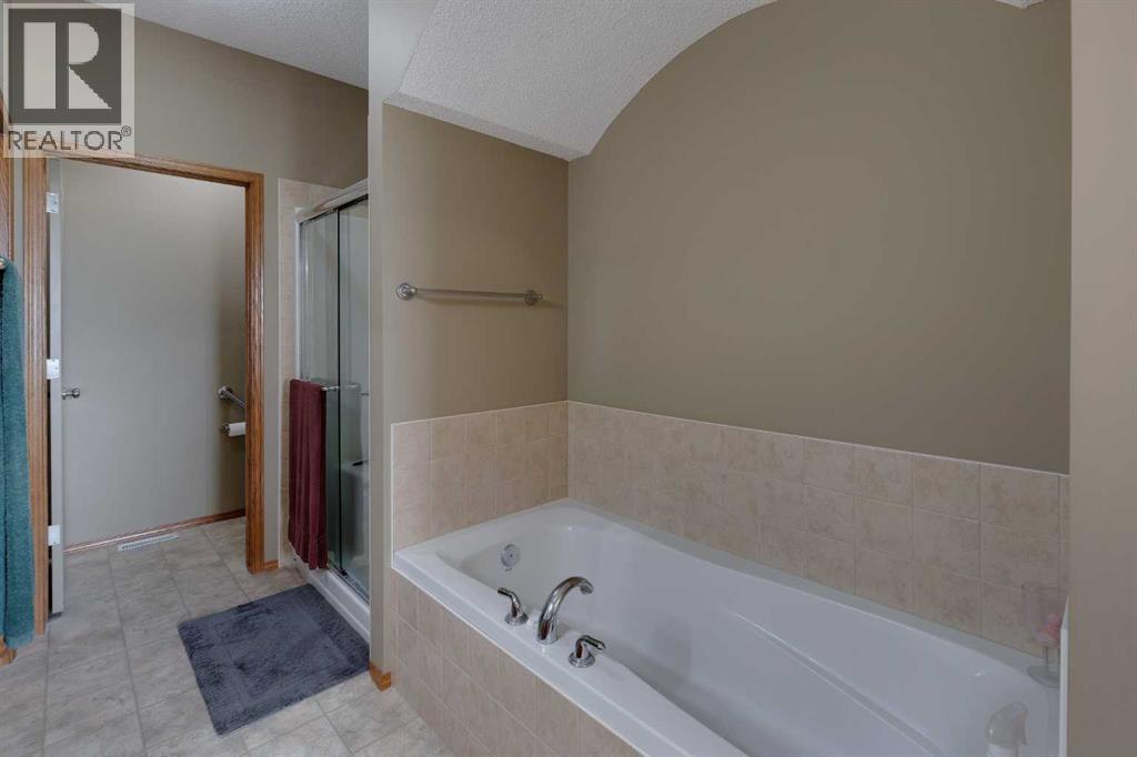 Single Family House Bungalow for Sale in  Kincora Terrace NW Kincora Calgary 
