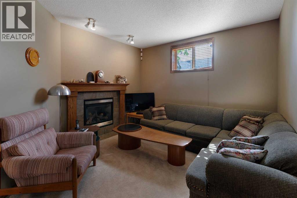 Single Family House Bungalow for Sale in  Kincora Terrace NW Kincora Calgary 