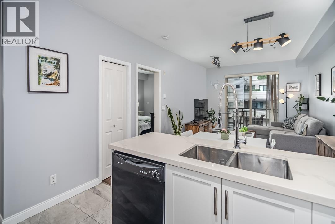 Photo 1 of 306 2346 Mcallister Avenue, Port Coquitlam BC